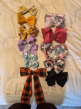 Assorted Kids Hair Bows - Multicolor Pack
All for $12 .